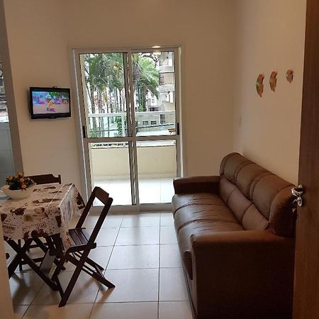 Condominio Newton Ximenes 30 Metros Da Praia Ubatuba Room photo